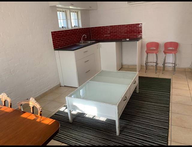 1 BEDROOM APARTMENT FOR SALE IN WOODSTOCK UPPER